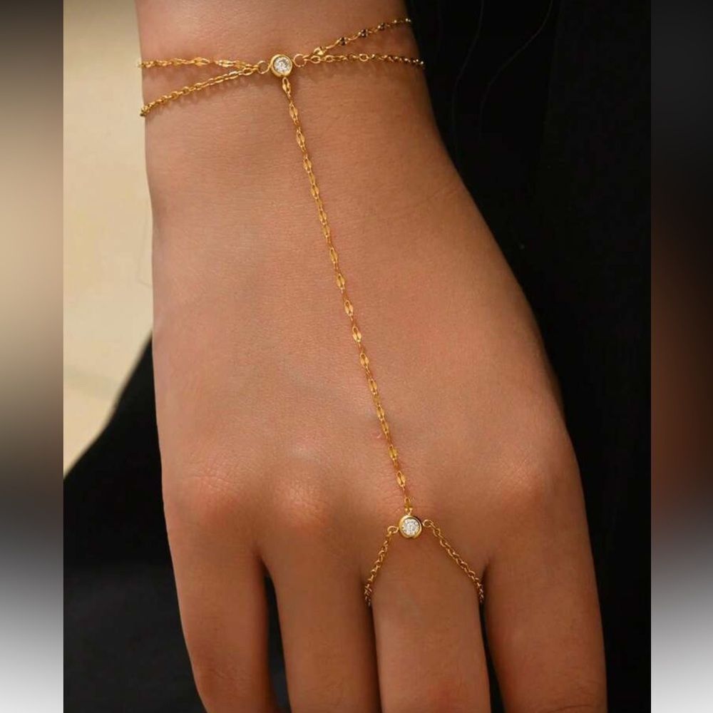 Diamond Hand Chain Bracelet M1749